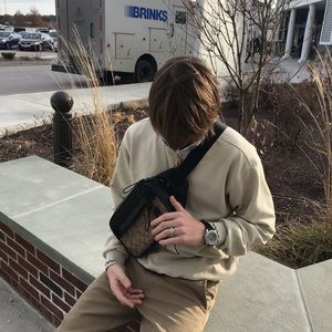 Meet your Posher, Sam